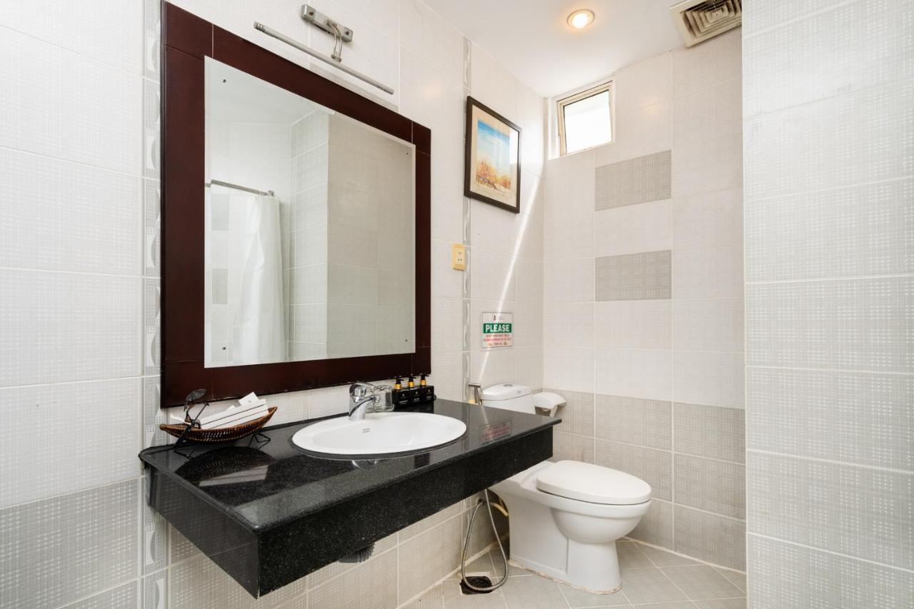 הו צ'י מין סיטי A&A Toronto Hotel מראה חיצוני תמונה