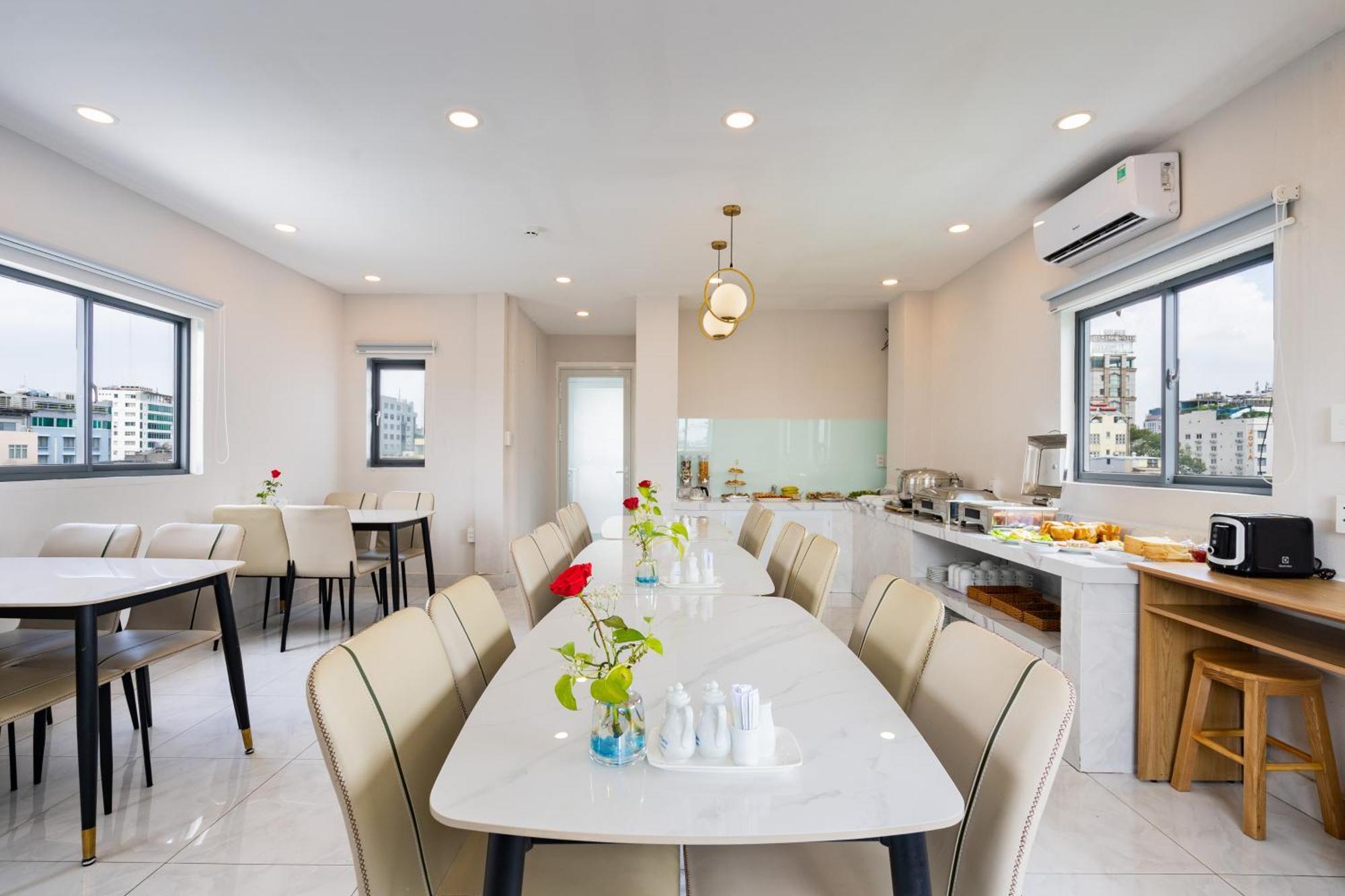הו צ'י מין סיטי A&A Toronto Hotel מראה חיצוני תמונה